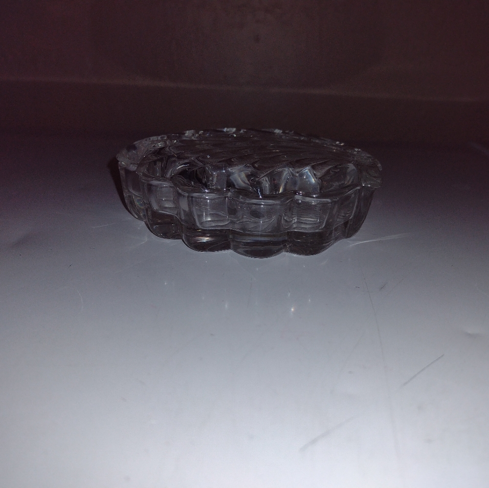 Crystal Trinket Box (Shell) - Picture 3 of 5